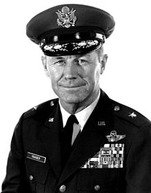 File:ChuckYeager.jpg