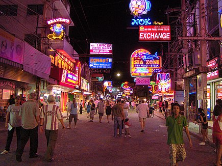 File:Walking street,pattaya,THAILAND - panoramio.jpg