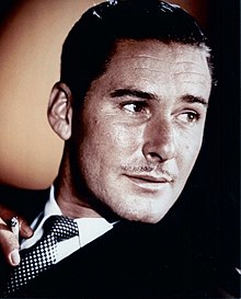 Errol Flynn1.jpg