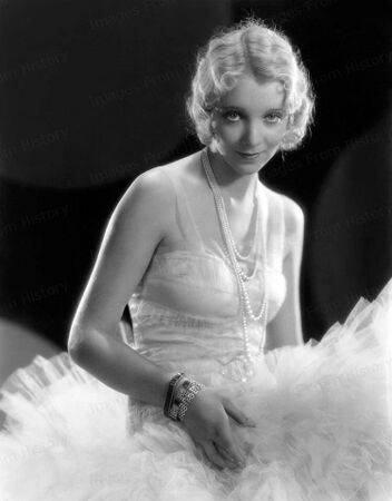 from Slightly Scarlet (1930)
