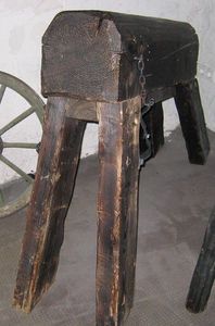 A wooden horse (Foltermuseum Freiburg, Germany).