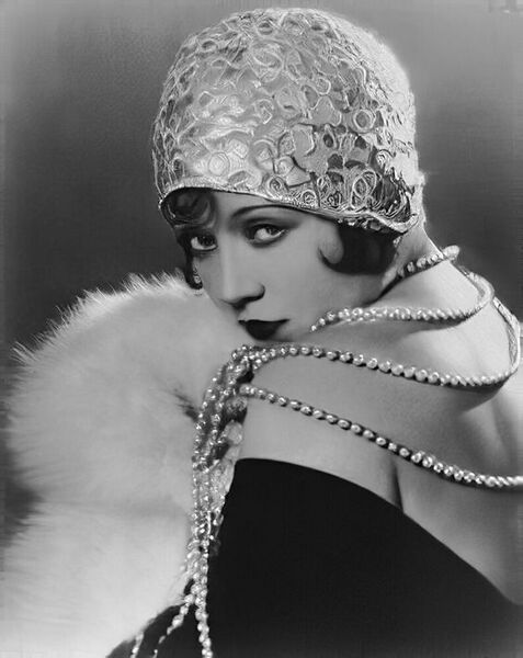 File:Marie Prevost.jpg