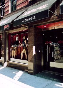 Demasknewyork1.jpg
