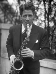 Rudy Vallee