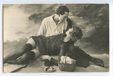 Biederer_postcard_picnic