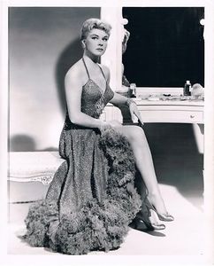 Doris Day-01.jpg