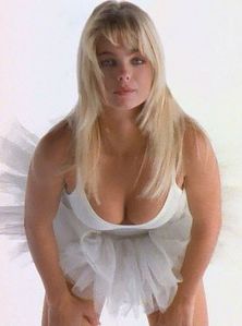 Erika Eleniak 01.jpg