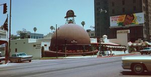Brown Derby Restaurant.jpg