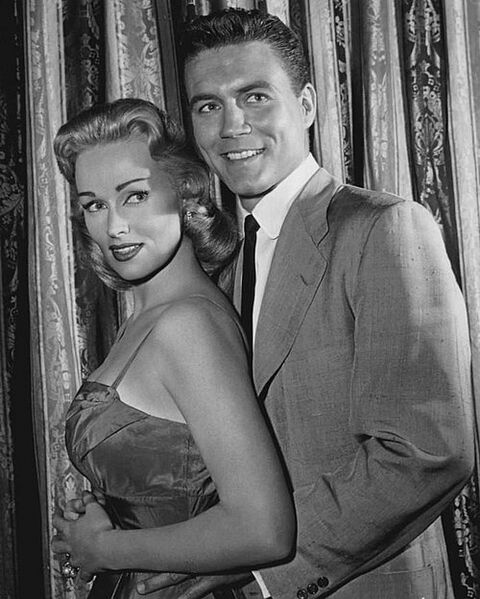 File:Roger Smith Karen Steele 77 Sunset Strip 1959.jpg