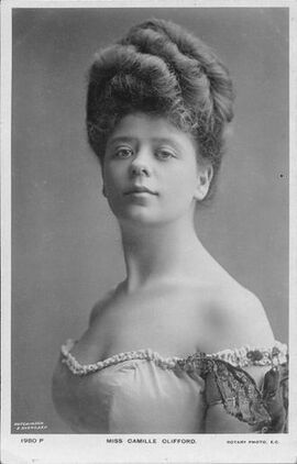 Camille Clifford 2.jpg