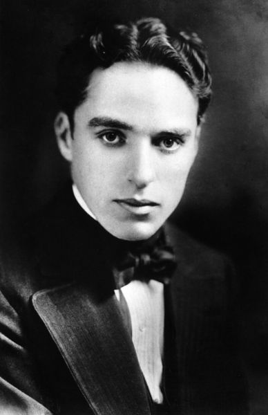File:Charlie Chaplin in unknown year.jpg