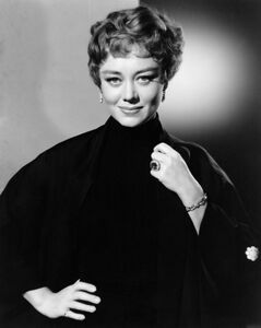 Glynis-johns-30.jpg