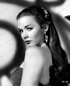 Piper Laurie 01.jpg