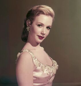 Piper Laurie 03.jpg