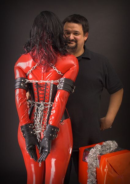File:Alexx+nicky1.jpg