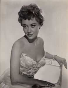 Glynis-johns-17.jpg